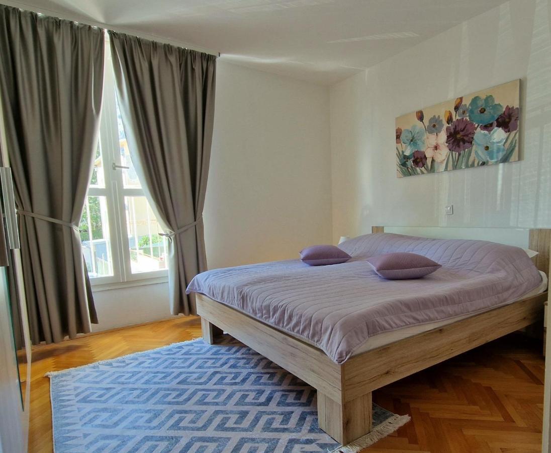 Apartment Dina Омиш Экстерьер фото
